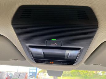 VOLKSWAGEN ID. BUZZ Pro 79Kwh Commerce Panel Van 5Dr Electric Auto (286 Ps)