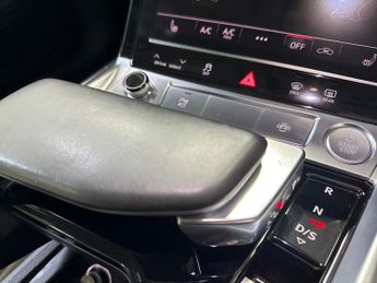 AUDI E-TRON 55 Suv 5Dr Electric Auto Quattro 95Kwh (408 Ps)