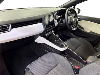 RENAULT CLIO 1.6 E-Tech Techno Hatchback 5Dr Petrol Hybrid Auto Euro 6 (S/S) 