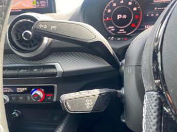 AUDI Q2 1.5 Tfsi Cod 35 Black Edition Suv 5Dr Petrol S Tronic Euro 6 (S/