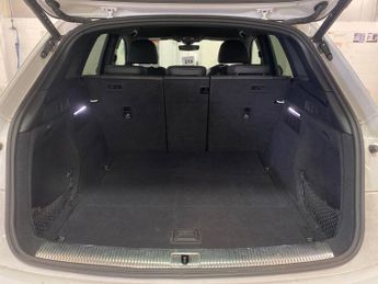 AUDI Q5 2.0 Tdi 40 S Line Suv 5Dr Diesel S Tronic Quattro Euro 6 (S/S) (