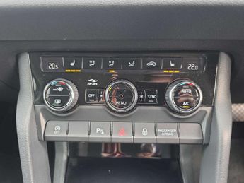 SKODA KAROQ 1.5 Tsi Se L 5Dr Dsg
