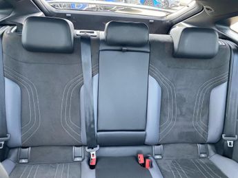 VOLKSWAGEN ID.5 Pro 77Kwh Style Suv 5Dr Electric Auto (174 Ps)