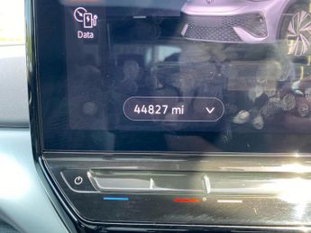 VOLKSWAGEN ID.5 Pro 77Kwh Style Suv 5Dr Electric Auto (174 Ps)
