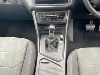VOLKSWAGEN TIGUAN 1.5 Tsi Elegance Suv 5Dr Petrol Dsg Euro 6 (S/S) (150 Ps)