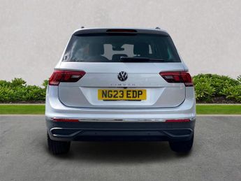 VOLKSWAGEN TIGUAN 1.5 Tsi Life Suv 5Dr Petrol Dsg Euro 6 (S/S) (150 Ps)