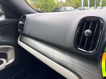 MINI COUNTRYMAN 1.5 Cooper Exclusive Premium 5Dr Auto