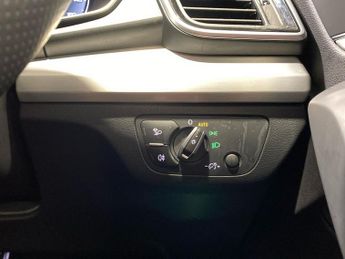 AUDI Q5 2.0 Tdi 40 S Line Suv 5Dr Diesel S Tronic Quattro Euro 6 (S/S) (