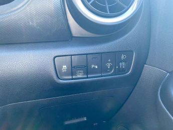 HYUNDAI KONA 1.6 H-Gdi Premium Suv 5Dr Petrol Hybrid Dct Euro 6 (S/S) (141 Ps