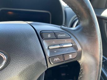 HYUNDAI KONA 1.6 H-Gdi Premium Suv 5Dr Petrol Hybrid Dct Euro 6 (S/S) (141 Ps