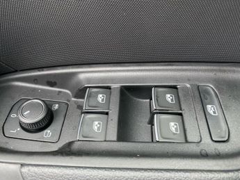 AUDI A1 25 Tfsi S Line 5Dr S Tronic