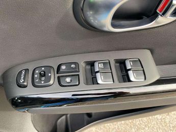 KIA SOUL 1.6 Crdi 2 Suv 5Dr Diesel Dct Euro 6 (134 Bhp)