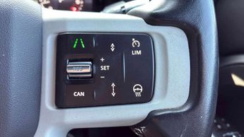 LAND ROVER DEFENDER 2.0 P300 X-Dynamic Se 90 3Dr Auto