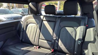 LAND ROVER DEFENDER 2.0 P300 X-Dynamic Se 90 3Dr Auto