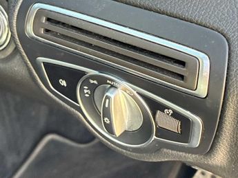 MERCEDES-BENZ C CLASS C220D [197] Amg Line Premium 4Dr 9G-Tronic