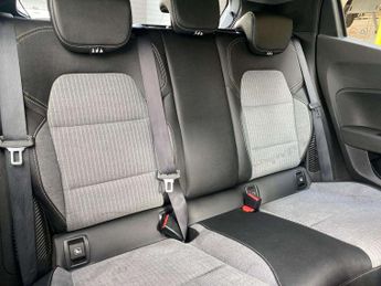 RENAULT CLIO 1.6 E-Tech Techno Hatchback 5Dr Petrol Hybrid Auto Euro 6 (S/S) 