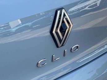 RENAULT CLIO 1.6 E-Tech Techno Hatchback 5Dr Petrol Hybrid Auto Euro 6 (S/S) 