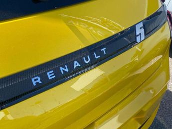 RENAULT 5 Comfort Range 52Kwh Iconic Five+ Hatchback 5Dr Electric Auto (15