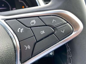 RENAULT CAPTUR 1.6 E-Tech Techno Suv 5Dr Petrol Hybrid Auto Euro 6 (S/S) (145 P