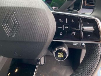 RENAULT 4 Comfort Range 52Kwh Techno Suv 5Dr Electric Auto (150 Ps)