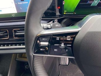 RENAULT 4 Comfort Range 52Kwh Techno Suv 5Dr Electric Auto (150 Ps)