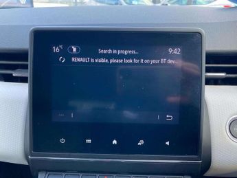 RENAULT CLIO 1.6 E-Tech Techno Hatchback 5Dr Petrol Hybrid Auto Euro 6 (S/S) 