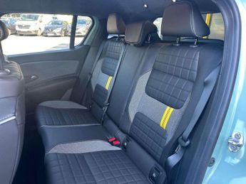 RENAULT 4 Comfort Range 52Kwh Iconic Suv 5Dr Electric Auto (150 Ps)