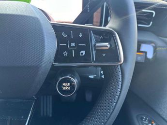 RENAULT 4 Comfort Range 52Kwh Iconic Suv 5Dr Electric Auto (150 Ps)