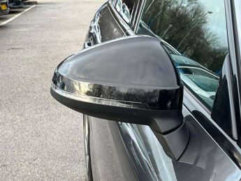AUDI A4 2.0 Tdi 35 Black Edition Saloon 4Dr Diesel S Tronic Euro 6 (S/S)