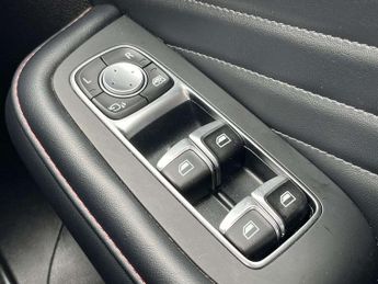 MG MOTOR UK HS 1.5 T-Gdi Exclusive Suv 5Dr Petrol Dct Euro 6 (S/S) (162 Ps)