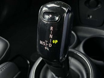 MINI HATCHBACK 1.5 Cooper Exclusive Hatchback 3Dr Petrol Steptronic Euro 6 (S/S