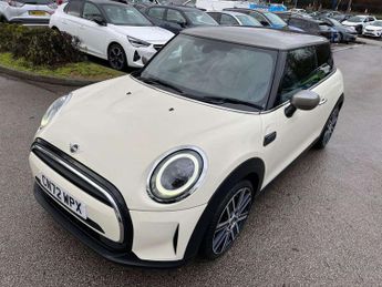 MINI HATCHBACK 1.5 Cooper Exclusive Hatchback 3Dr Petrol Steptronic Euro 6 (S/S