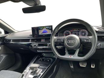 AUDI A4 2.0 Tdi 35 Black Edition Saloon 4Dr Diesel S Tronic Euro 6 (S/S)