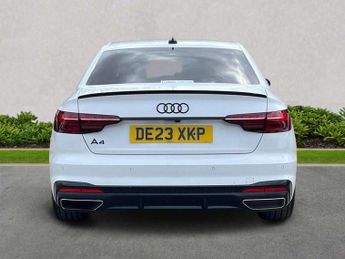 AUDI A4 2.0 Tdi 35 Black Edition Saloon 4Dr Diesel S Tronic Euro 6 (S/S)