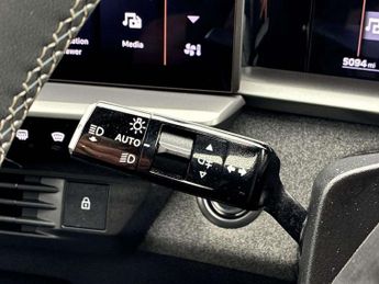 VAUXHALL GRANDLAND 1.2 Ultimate Suv 5Dr Petrol Hybrid E-Dct Euro 6 (S/S) (136 Ps)