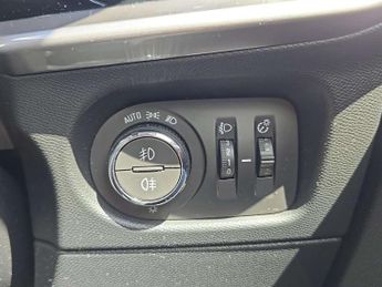 VAUXHALL MOKKA 50Kwh Elite Premium Suv 5Dr Electric Auto (136 Ps)