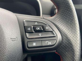 MG MOTOR UK ZS 1.0 T-Gdi Exclusive Suv 5Dr Petrol Auto Euro 6 (111 Ps)