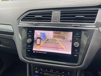 VOLKSWAGEN TIGUAN 1.5 Tsi Elegance Suv 5Dr Petrol Dsg Euro 6 (S/S) (150 Ps)