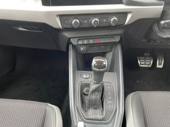 AUDI A1 1.5 Tfsi 35 S Line Sportback 5Dr Petrol S Tronic Euro 6 (S/S) (1