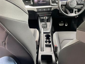 AUDI A1 1.5 Tfsi 35 S Line Sportback 5Dr Petrol S Tronic Euro 6 (S/S) (1