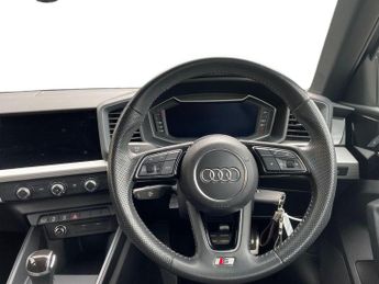 AUDI A1 1.5 Tfsi 35 S Line Sportback 5Dr Petrol S Tronic Euro 6 (S/S) (1