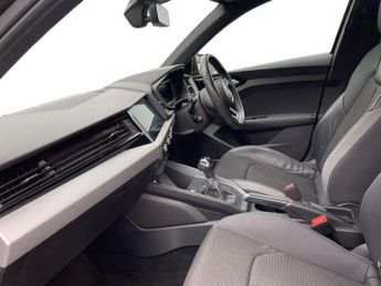 AUDI A1 1.5 Tfsi 35 S Line Sportback 5Dr Petrol S Tronic Euro 6 (S/S) (1