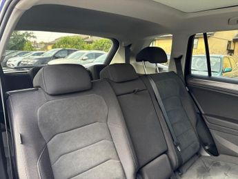 VOLKSWAGEN TIGUAN ALLSPACE 1.5 Tsi Elegance Suv 5Dr Petrol Dsg Euro 6 (S/S) (150 Ps)