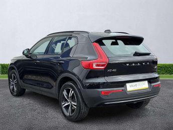 VOLVO XC40 2.0 B3P Plus Dark 5Dr Auto