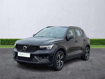 VOLVO XC40 2.0 B3P Plus Dark 5Dr Auto