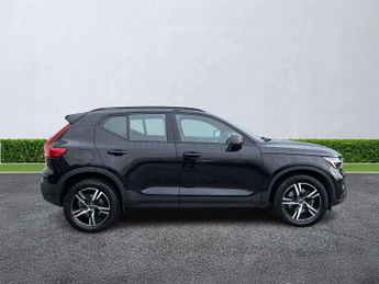 VOLVO XC40 2.0 B3P Plus Dark 5Dr Auto