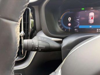 VOLVO XC60 2.0H T6 Recharge 18.8Kwh Inscription Expression Suv 5Dr Petrol P