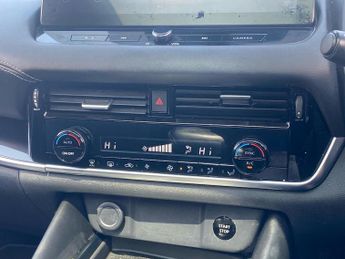 NISSAN QASHQAI Nissan Qashqai 1.5 E-Power N-Connecta [Glass Roof] 5Dr Auto