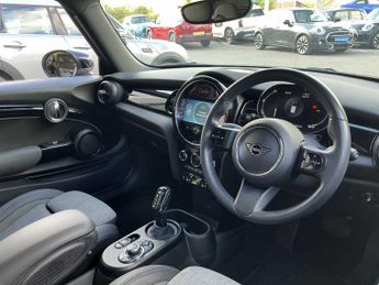 MINI HATCHBACK 135Kw Cooper S Level 2 33Kwh 3Dr Auto