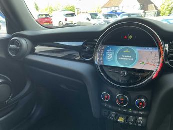 MINI HATCHBACK 135Kw Cooper S Level 2 33Kwh 3Dr Auto